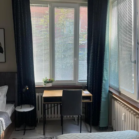 El Apartment *